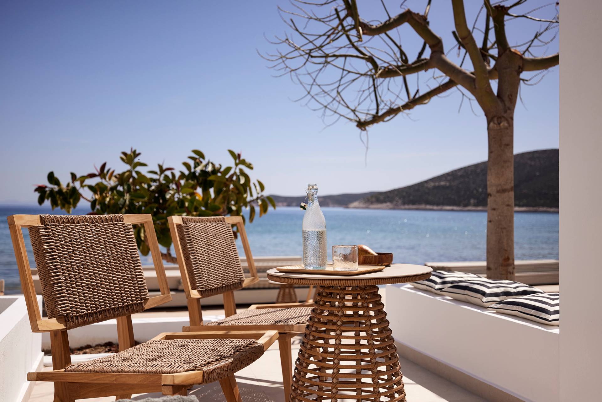 ENALION SUITES SIFNOS
